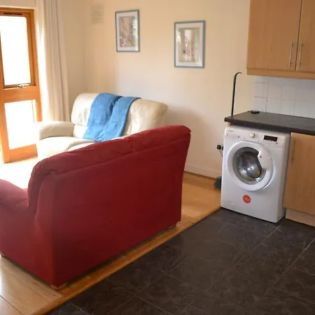 Apartment Bradogue Court *